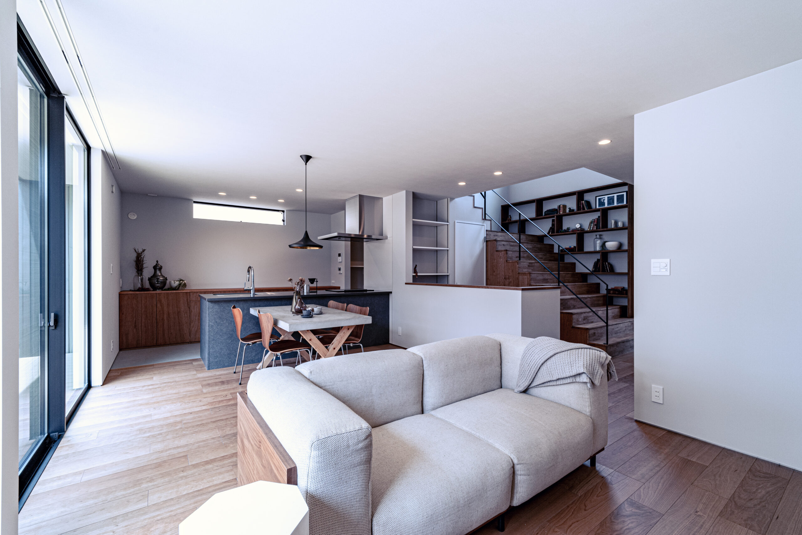 茶室のような和室と造作家具が映えるお家 アイチャッチ